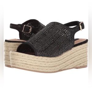 Steve Madden “Courage” Wedge Sandals – Size 9